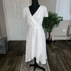 DKNY floral midi white dress/brand new / size 12